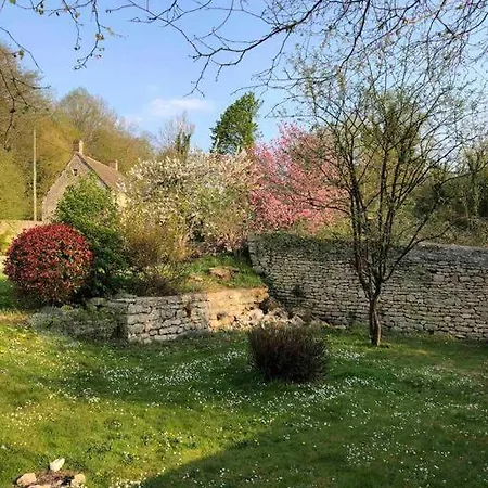 La Belle Vie Du Vexin , à Heure De Paris Parnes