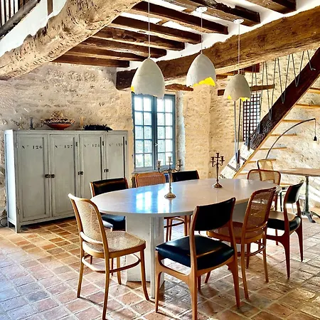 La Belle Vie Du Vexin , à Heure De Paris Villa Parnes